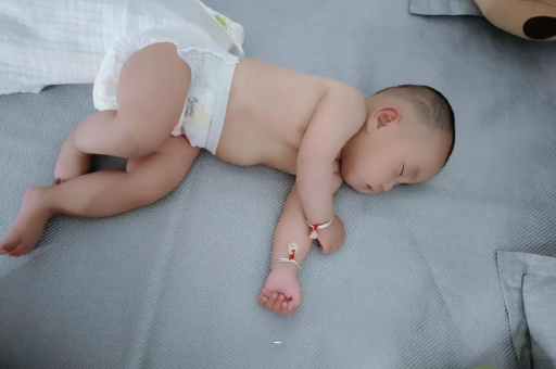 湖北2岁宝宝发烧 湖北2岁宝宝发烧